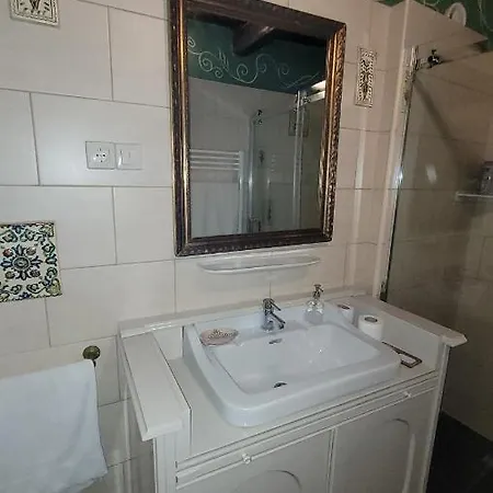 Nefelejcs Vendeghaz * Hollókő