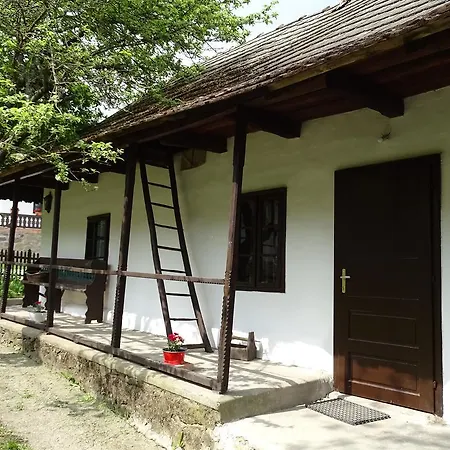 Apartament Nefelejcs Vendeghaz Hollókő